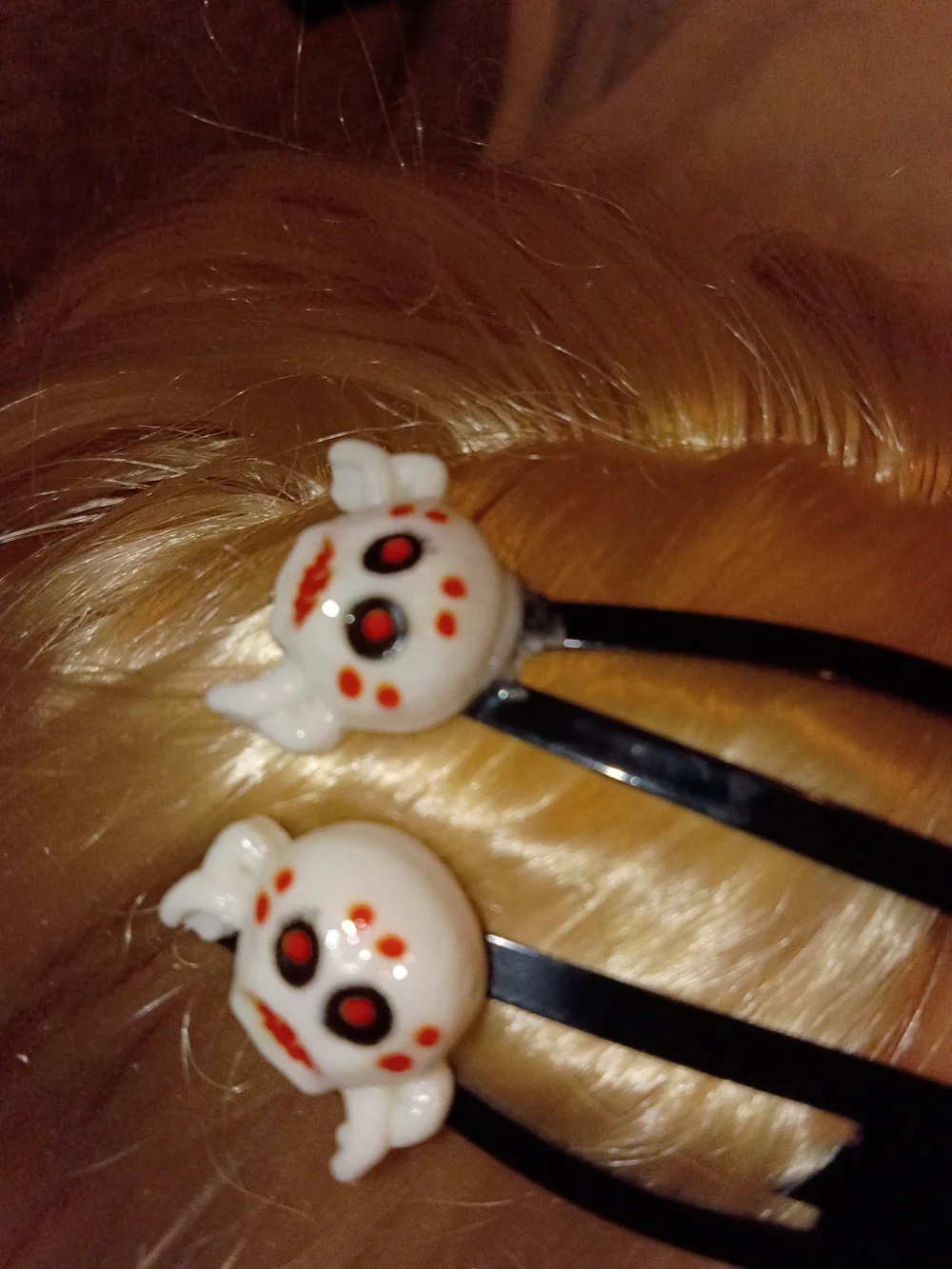 Kids White Skull Hair Clips - Cute Halloween Accessory